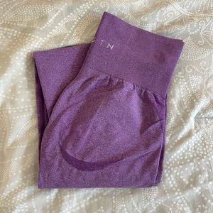 NVGTN Violet Contour Seamless Leggings